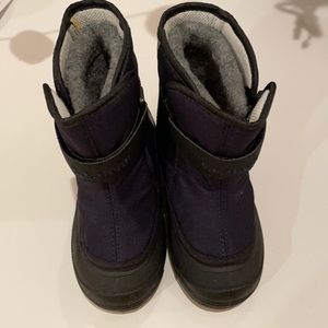 LL Bean Toddler navy snow boots size 8